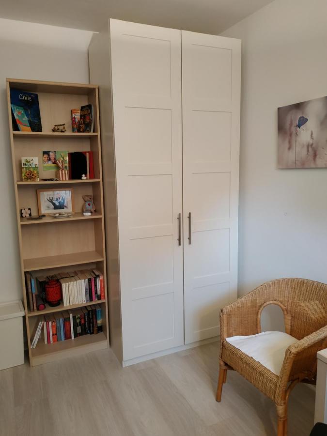 Bed & Breakfast Bonn 24 Mai Bis14 Juni Mit Hund In Der Wohnung المظهر الخارجي الصورة