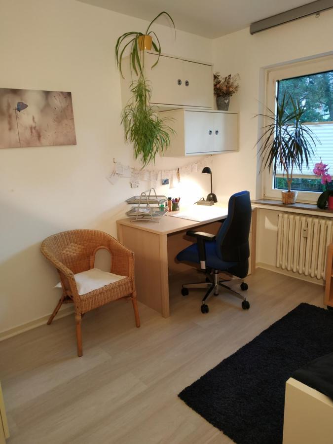 Bed & Breakfast Bonn 24 Mai Bis14 Juni Mit Hund In Der Wohnung المظهر الخارجي الصورة