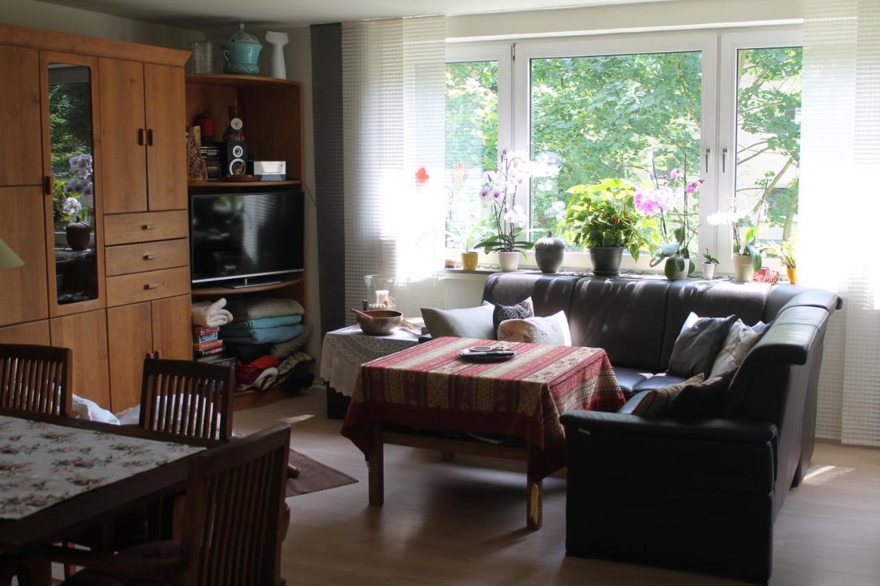 Bed & Breakfast Bonn 24 Mai Bis14 Juni Mit Hund In Der Wohnung المظهر الخارجي الصورة